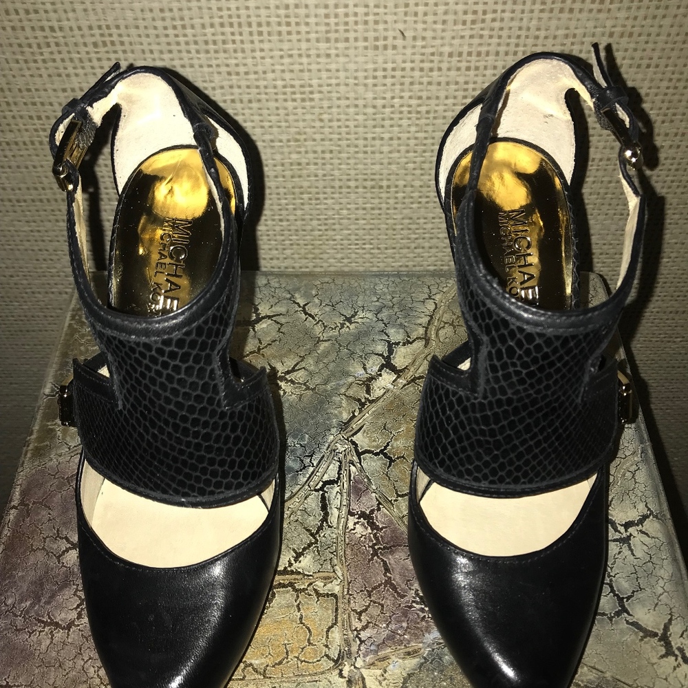 Michael Kors black wood platform &5"heel, size6, - Picture 7 of 8